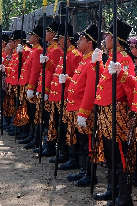 Prajurit Indonesia beragam budaya