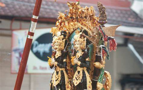Perbedaan Pratima dan Pralingga di Bali