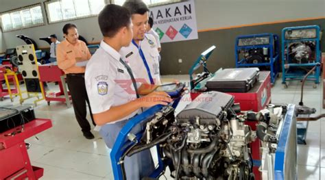 Prospek Karir Otomotif