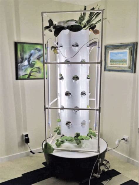 Reduced Water Usage Vertical Grow Tower