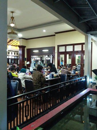 Restaurant Sederhana Bandung