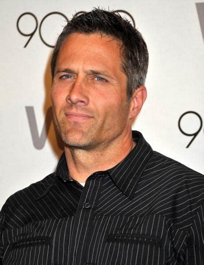 Rob W  Estes Jr  Net Worth