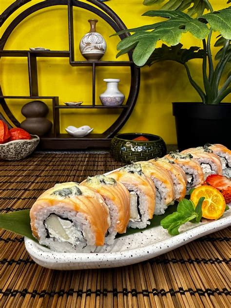 Roll & Co Philadelphia Sushi