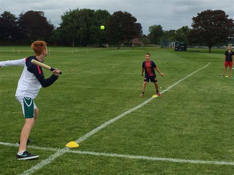 Rounders getting a player out