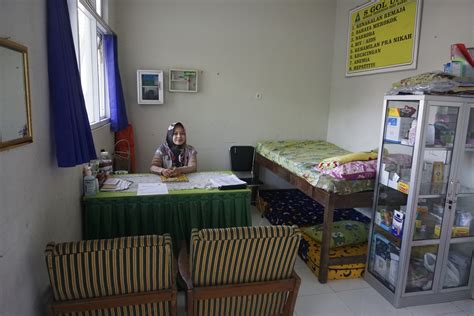 Ruang UKS Sekolah