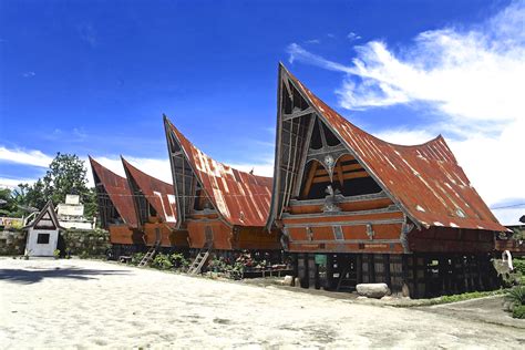Rumah Adat Batak