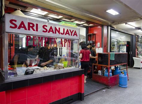 Rumah Makan Sari Sanjaya