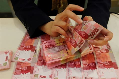 Rupiah Goyang Lagi
