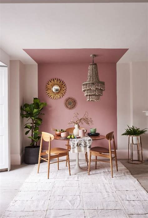 Contoh Penggunaan Warna Salem dan Dusty Pink pada Interior