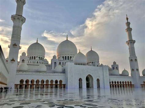Sheikh Zayed Grand Mosque Abu Dhabi