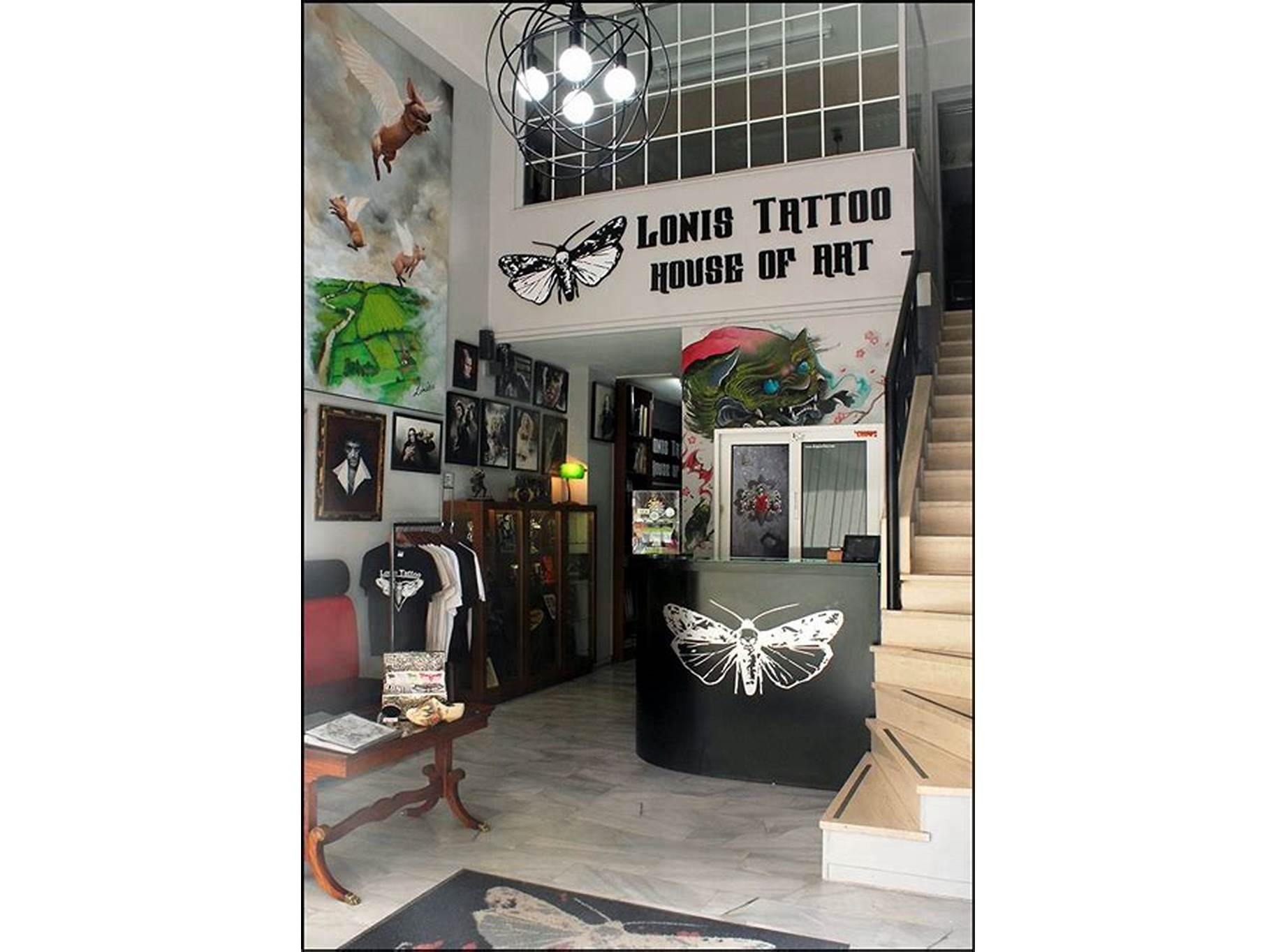 Showcasing Tattoo Designs in Tattoo Shop Interior Design