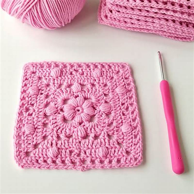 Single Color Granny Square Pattern Free