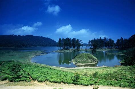 Situ Patenggang Lake Travel