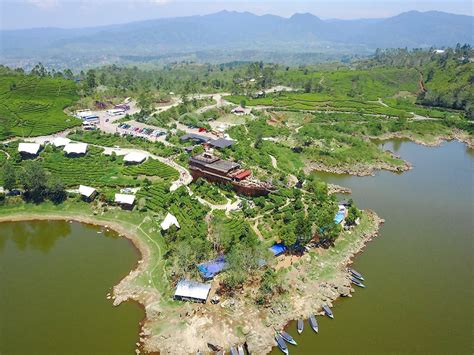 Situ Patenggang Lake weekday