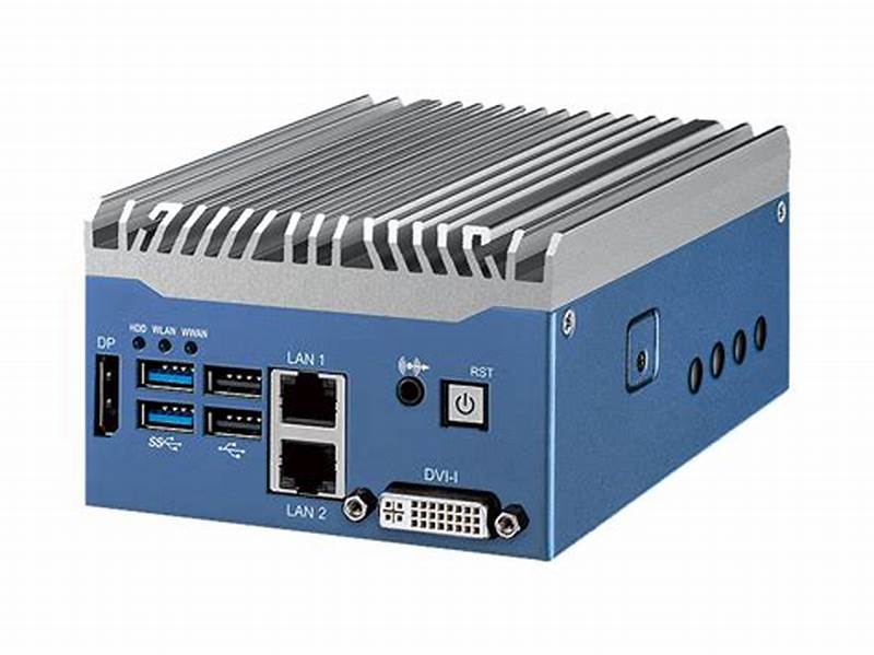 Small Form Factor Embedded Computer
