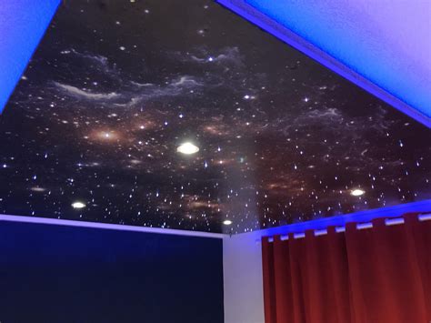 Star-Like Ceiling with Recessed Lighting