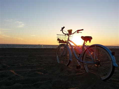 Sunset di Pantai Sepeda