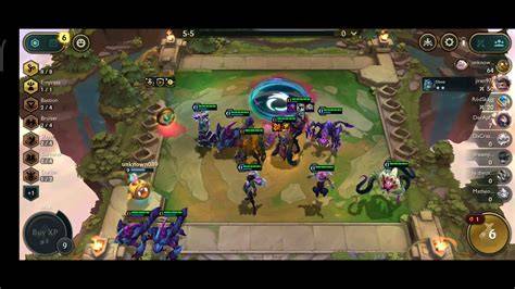 TFT mobile gameplay