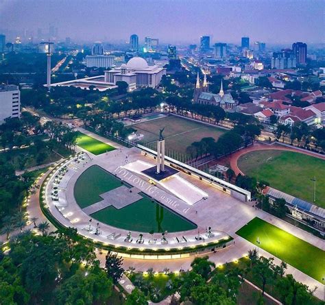 Taman Lapangan Banteng