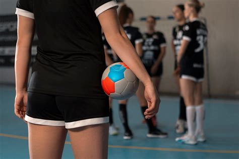 Tips Bermain Handball untuk Pemula