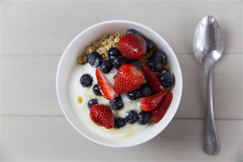 Tips Konsumsi Yoghurt Saat Hamil