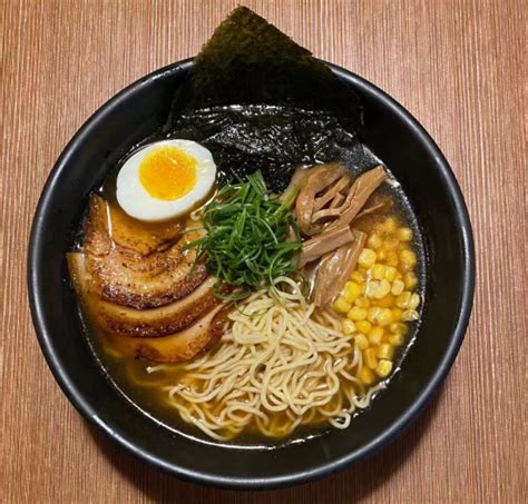 Tips Menikmati Makanan Internasional