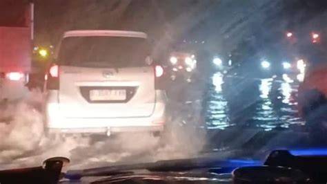 Tol Tergenang Malam Ini