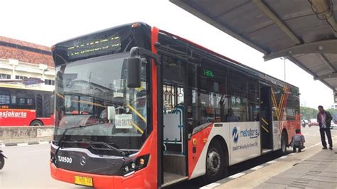 TransJakarta MetroTrans Bus