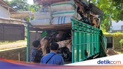 Truk Angkut Motor Bodong