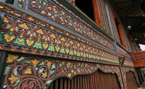 Ukiran Rumah Gadang