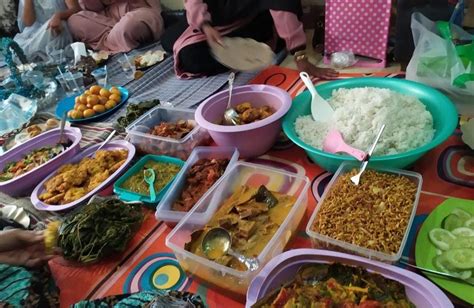 Warga Sukabumi & Brebes Serbu Pemutihan Pajak! Antrean Panjang Tak Jadi Halangan!