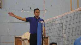 Wasit Voli Sedang Bertugas