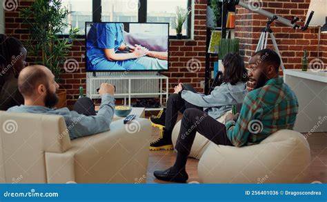 Watching Drama Together