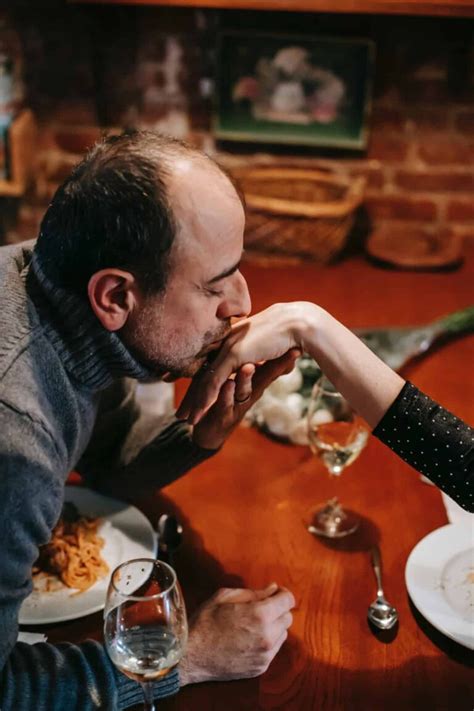 What a second date means to a guy