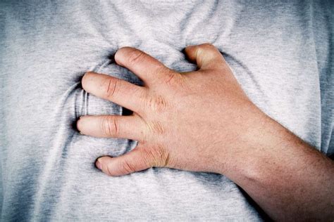 What causes tightness in upper chest