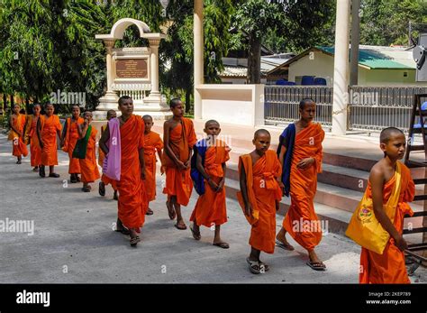 What is a monastic religion