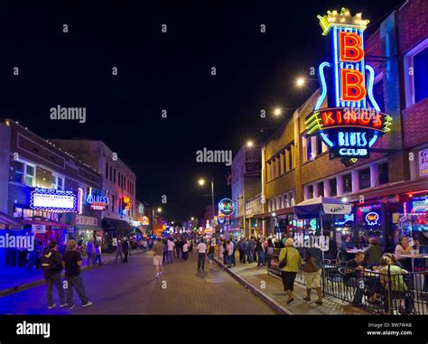 What is open late night in Memphis