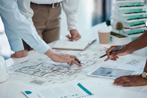 architect working with client