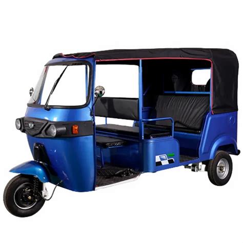 auto rickshaw passenger capacity