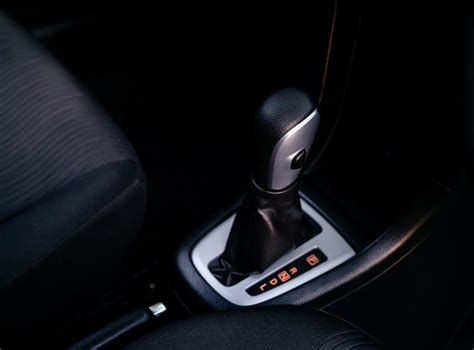 automatic gear shift problem symptoms
