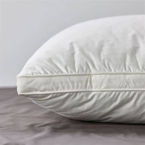 bantal tinggi