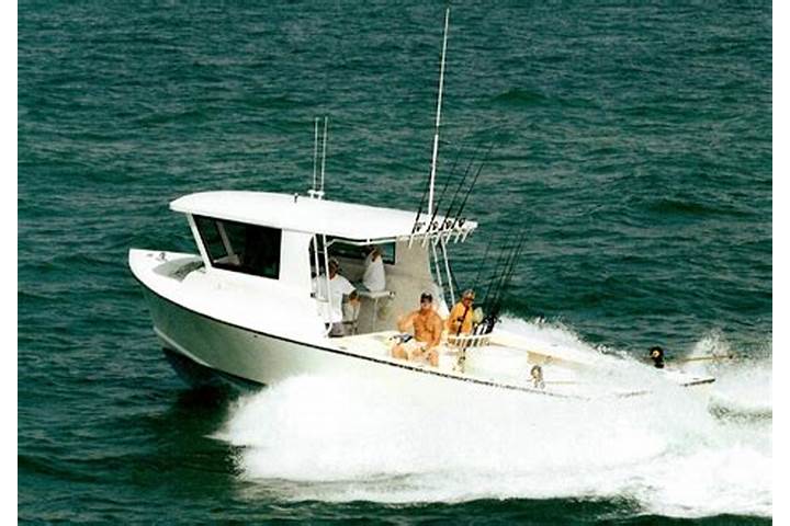 Boat for deep sea fishing in Clearwater, Florida