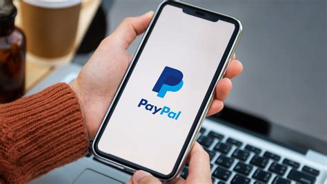 can i use paypal to pay in a different currency