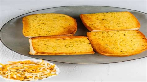 can you air fry frozen bread