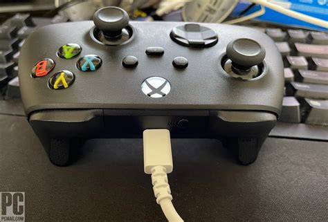 can you connect two xbox controllers to pc