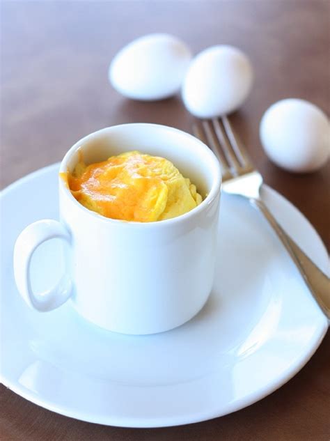 can you cook an egg in a mug in the microwave