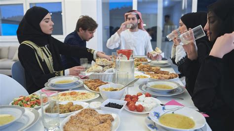 can you eat after isha prayer during ramadan