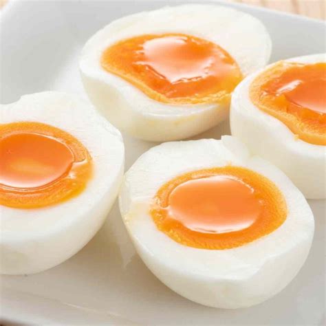 can you make a soft boiled egg in microwave