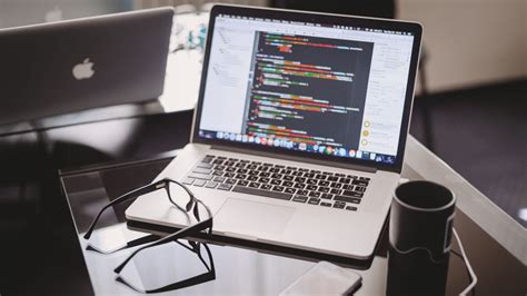 can you use a mac for coding