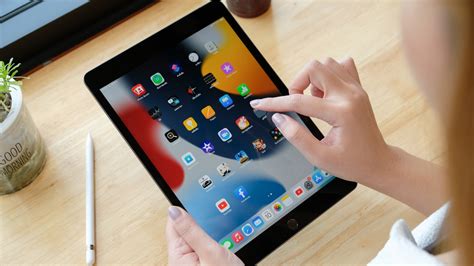 can you use ipad pro to code